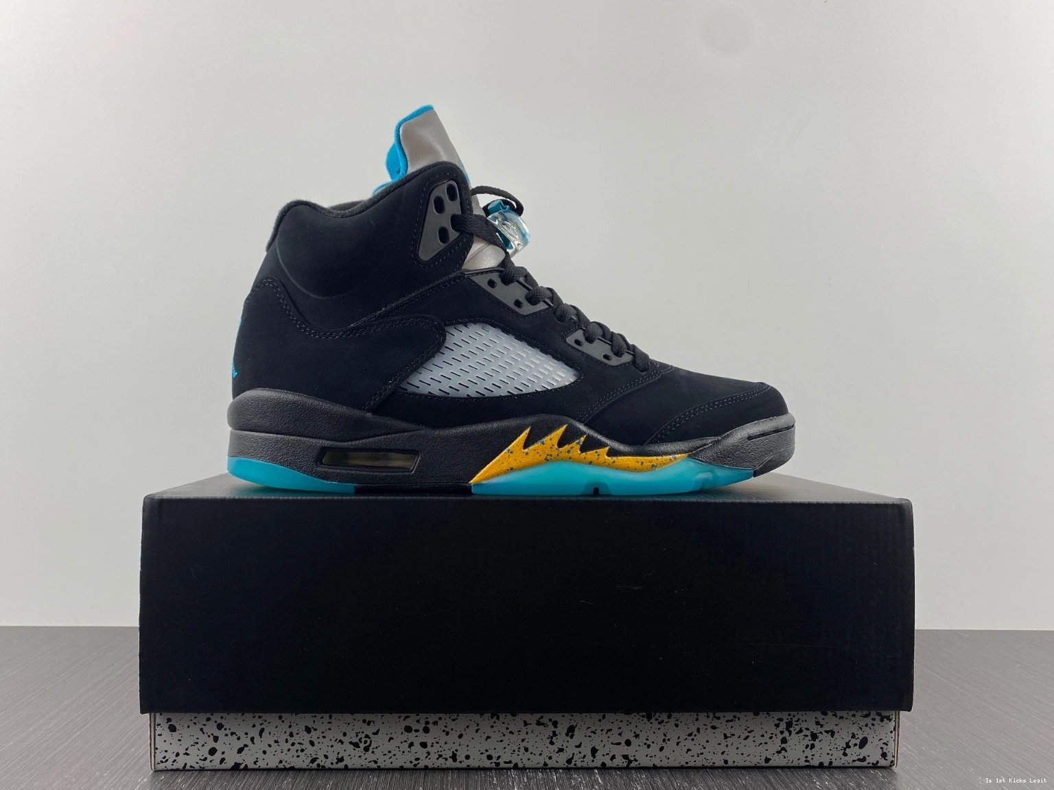 Air 